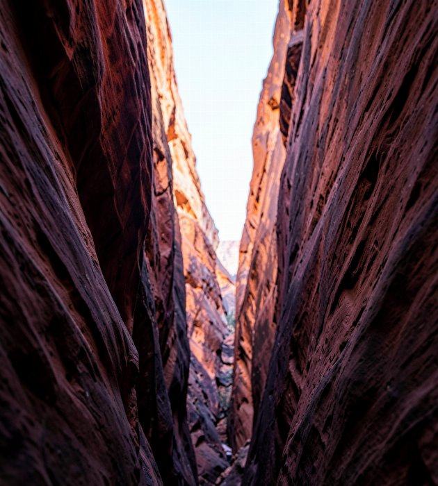 Narrow Light II