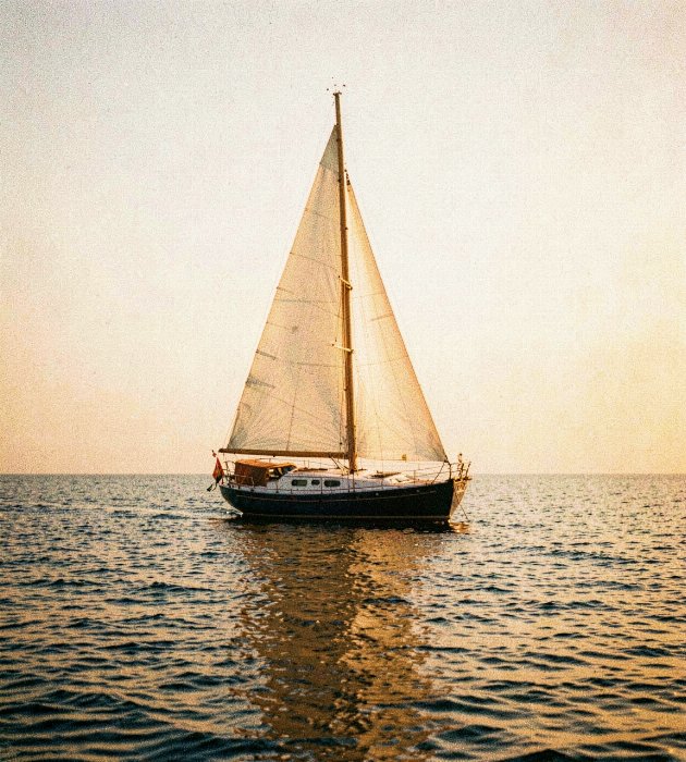 Amber Sail II