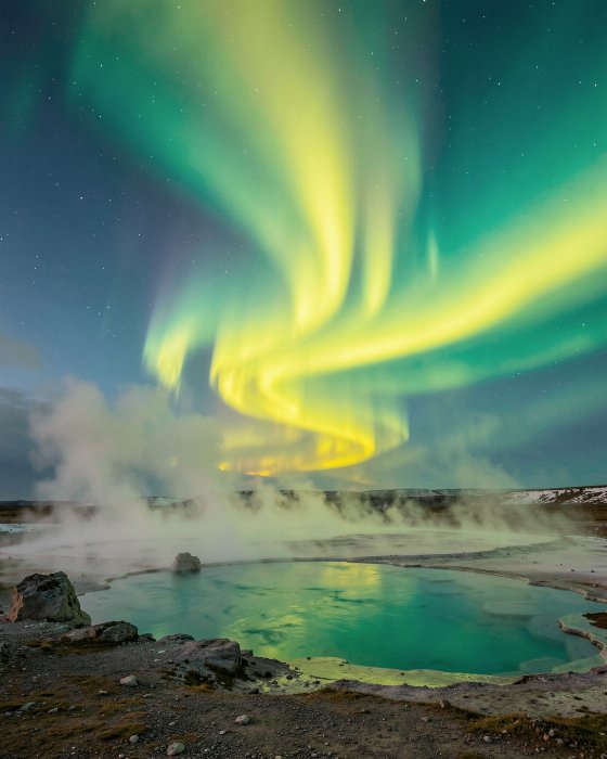 Aurora Pool
