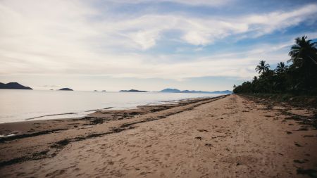 Serene Island Horizon
